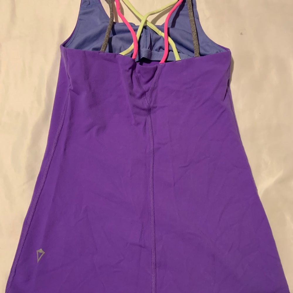 Ivivva by lululemon workout tank